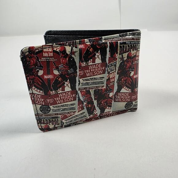Deadpool Arms Crossed Pose Badge/Wade Vs Wade Marvel Comics Bi-fold Wallet - Picture 4 of 11
